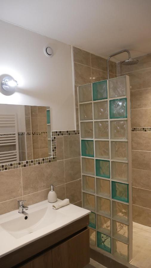 Mas Maurane-Chambre D'Hote Avec Spa Prive Aux Portes D'Arles 塔拉斯孔 外观 照片